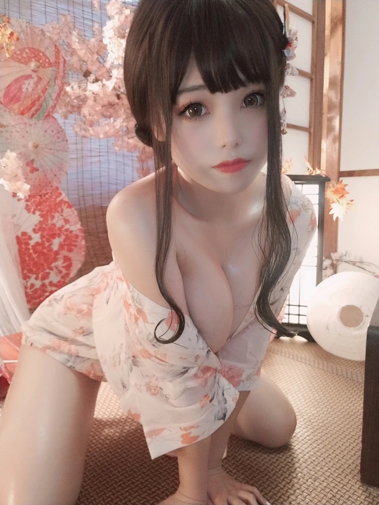 《浴娘》｜蜜汁猫裘 · 29张写真、4 个视频