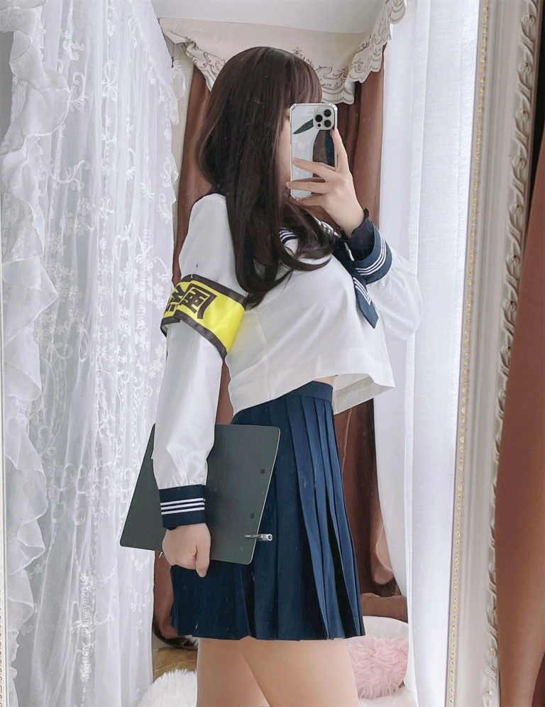 《风纪委员》｜白烨 · 60张写真