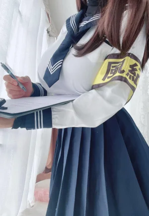 《风纪委员》｜白烨 · 60张写真