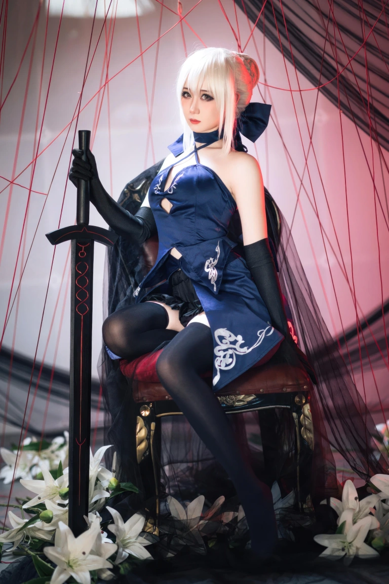 《FGO 黑Saber三破礼服》｜焖焖碳 · 30张写真