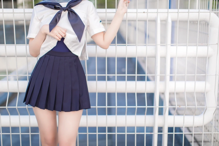 《JK》｜雯仔不讲道理 · 20张写真