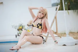 《喜多川海梦泳装》｜瓜希酱 · 20张写真