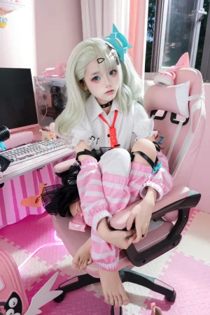 《绝区零 千夏蕾咪》｜九柒喵 · 49张写真