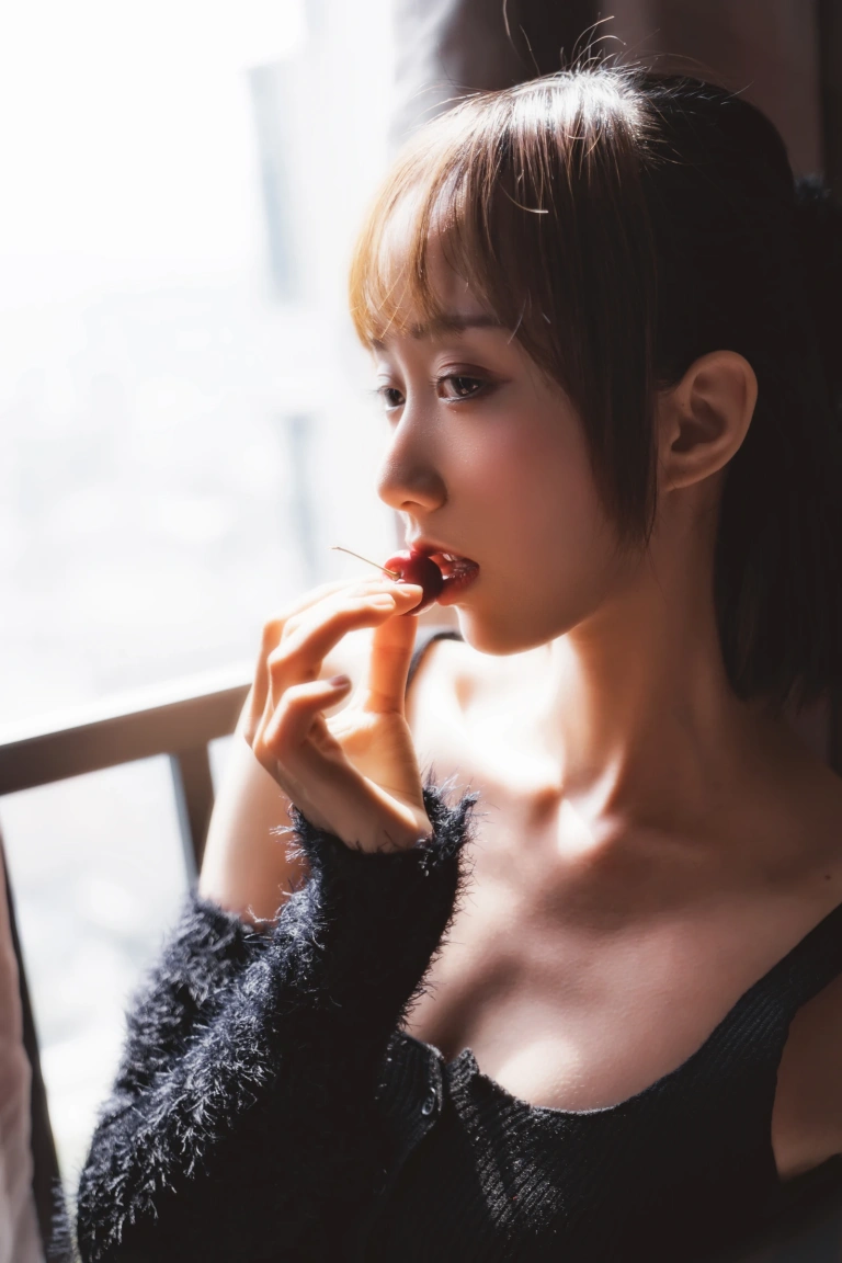 《黑丝私房》｜木棉棉 · 83张写真