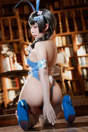 《NIKKE 胜利女神 梅里兔》｜虎森森 · 30张写真