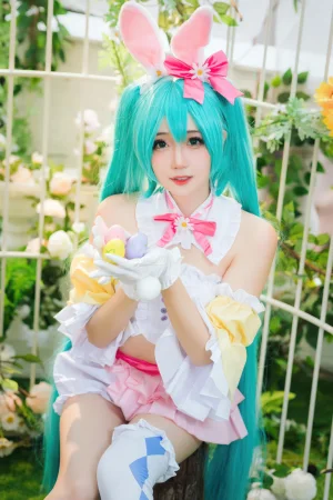 《初音未来复活节兔子》｜焖焖碳 · 22张写真
