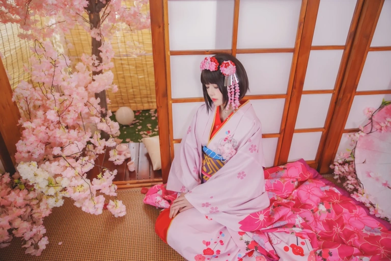 《加藤惠 和服》｜桜桃喵 · 23张写真