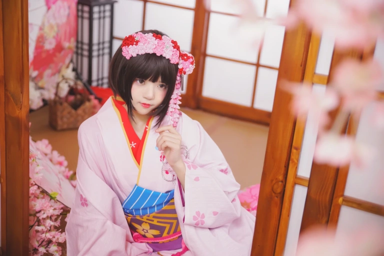 《加藤惠 和服》｜桜桃喵 · 23张写真