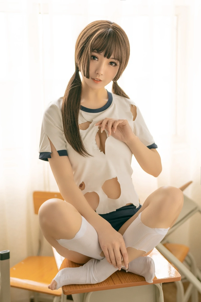 《体操服》｜桃良阿宅 · 31张写真