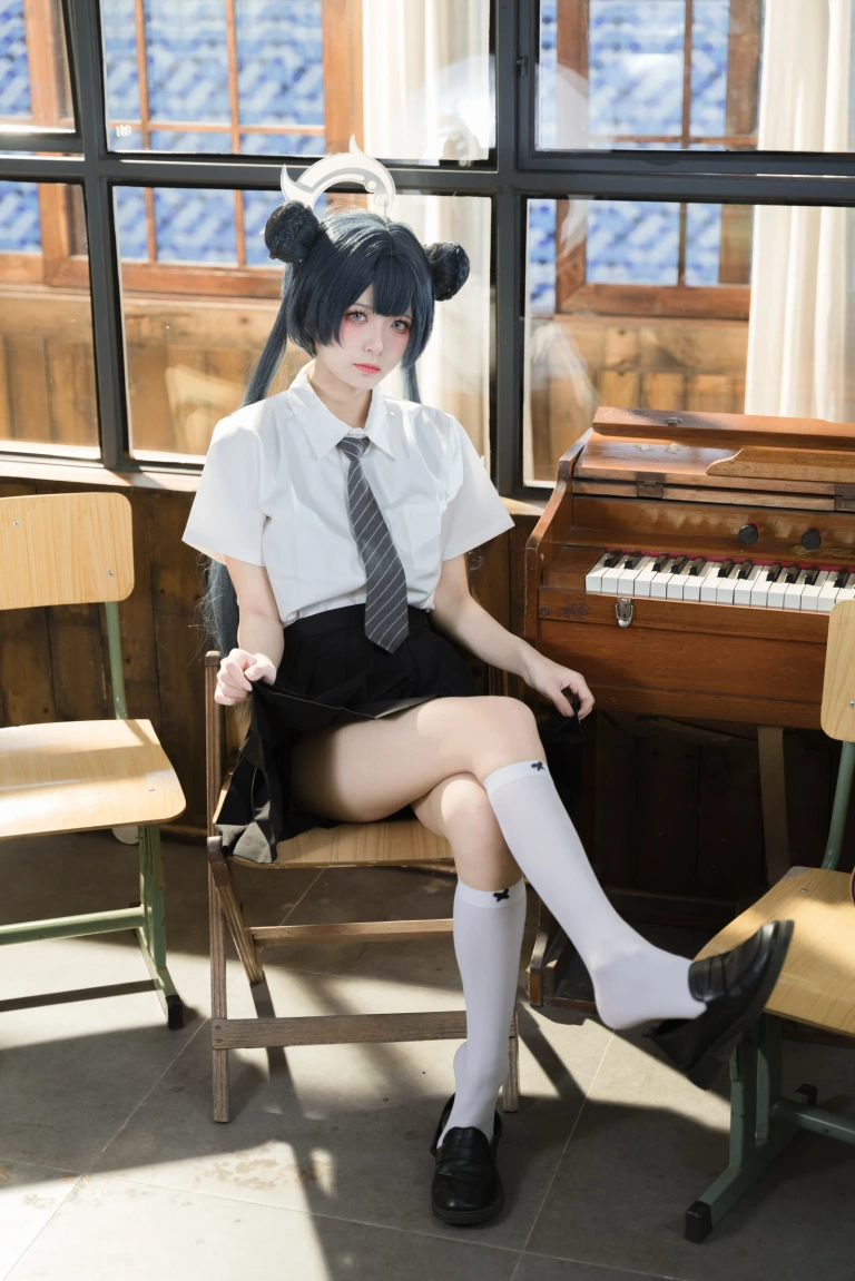 《妃咲JK》｜九柒喵 · 61张写真