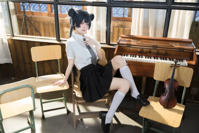 《妃咲JK》｜九柒喵 · 61张写真
