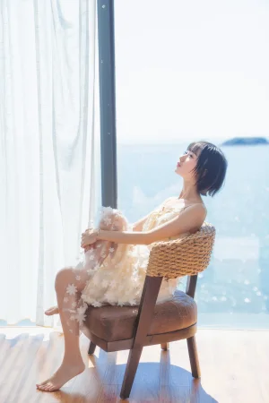 《暖冬的海 米色裙子》｜木棉棉 · 22张写真