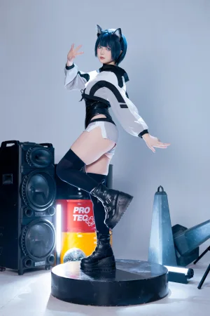 《手办动作参考》｜屿鱼 · 76张写真