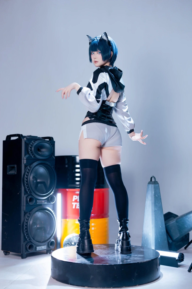 《手办动作参考》｜屿鱼 · 76张写真