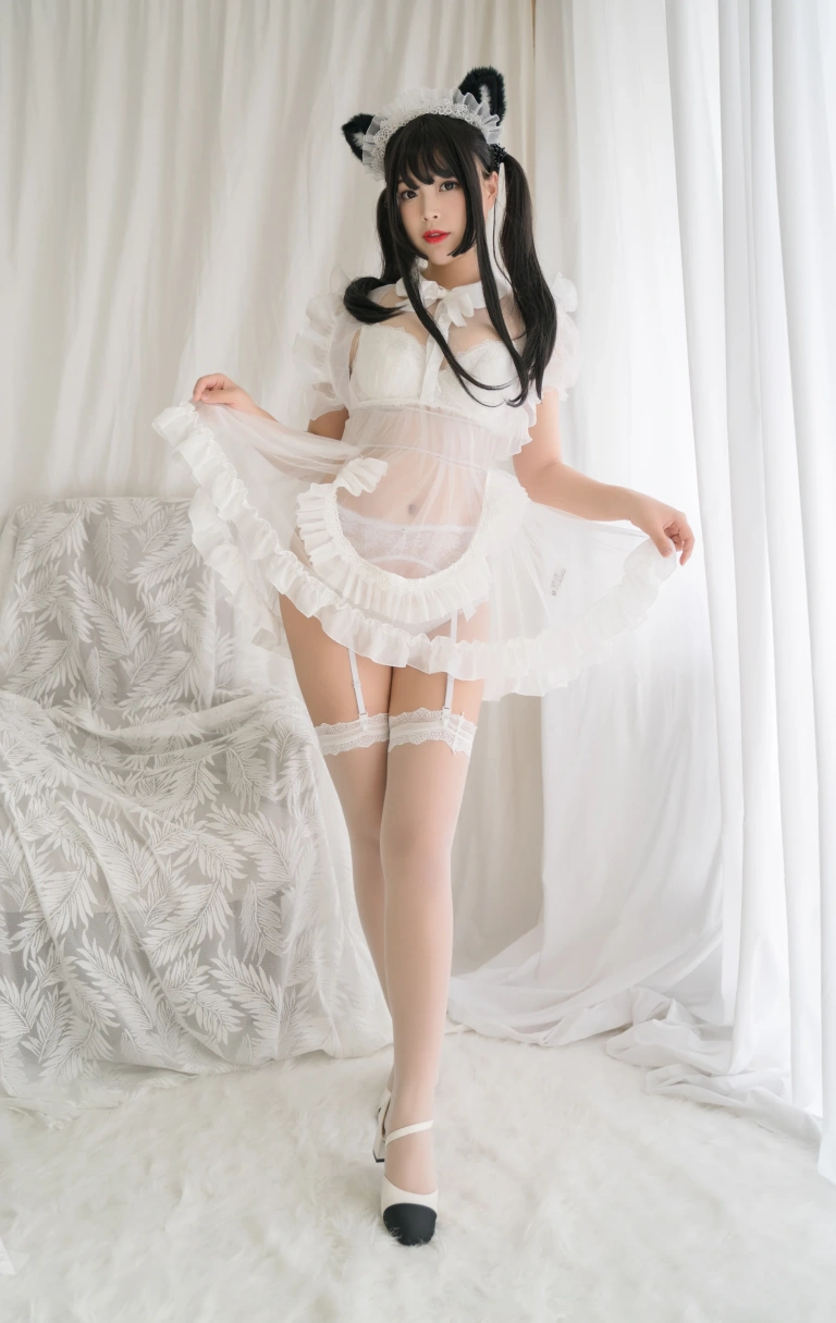《白猫透明女仆》｜白烨 · 88张写真、8 个视频