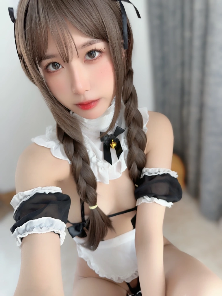 《[Perohub] 2024年08月应援团（7套）》｜布丁大法 · 206张写真、13 个视频