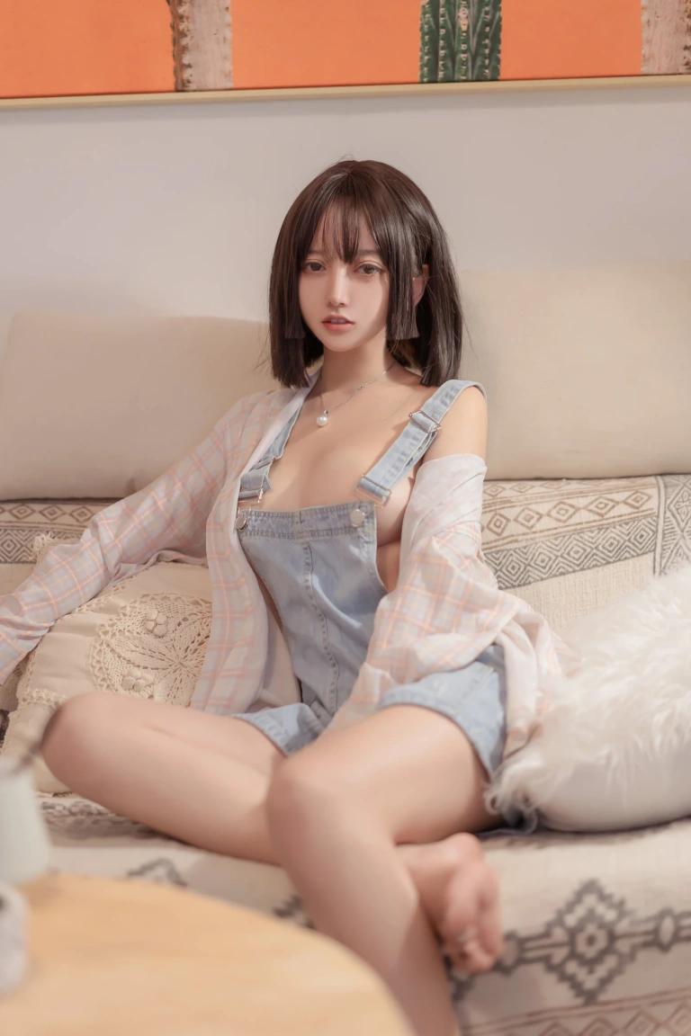 《背带裤》｜过期米线线喵 · 29张写真