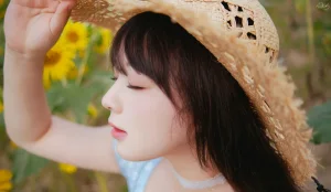 《彼女向日葵》｜皮皮奶 · 35张写真