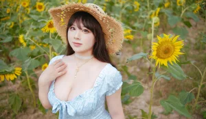《彼女向日葵》｜皮皮奶 · 35张写真