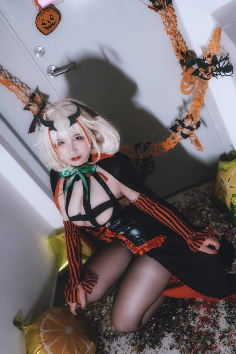 《罗恩·万圣节小恶魔》｜阿半今天很开心 · 28张写真