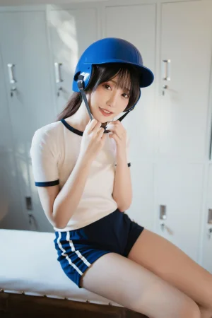 《体操服》｜焖焖碳 · 30张写真
