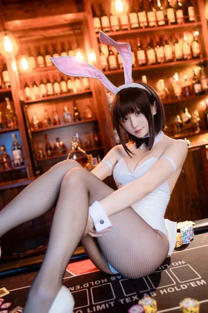 《加藤惠 兔女郎》｜星之迟迟 · 46张写真、1 个视频