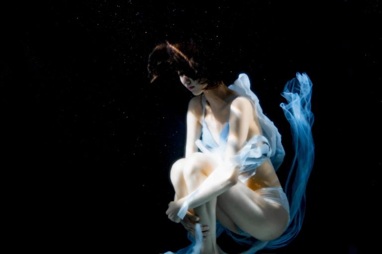 《清澈水下》｜木棉棉 · 59张写真