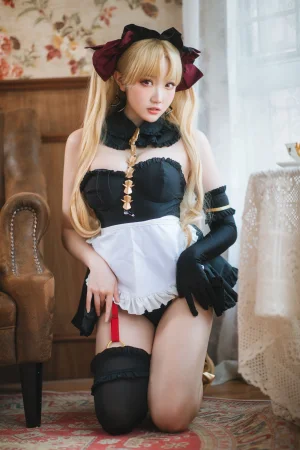 《艾蕾女仆》｜瓜希酱 · 23张写真