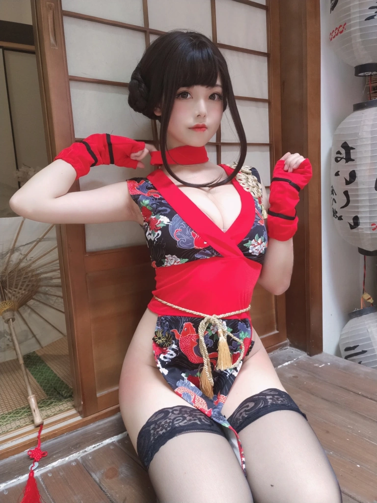 《红武士》｜蜜汁猫裘 · 40张写真