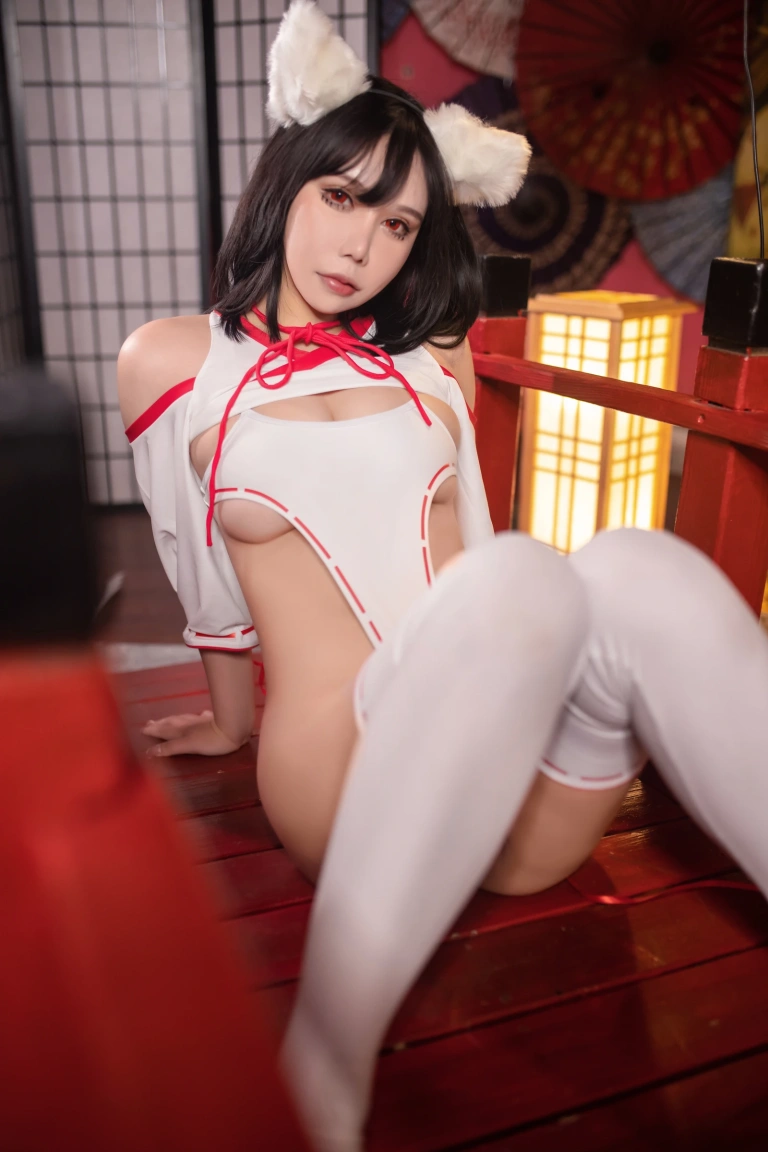 《神社巫女》｜抱走莫子 · 48张写真、4 个视频