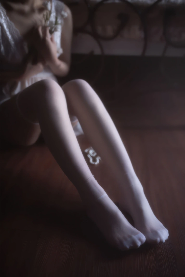 《白月光》｜不呆猫 · 53张写真