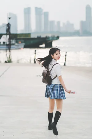 《沙雕JK》｜面饼仙儿 · 22张写真
