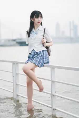 《沙雕JK》｜面饼仙儿 · 22张写真