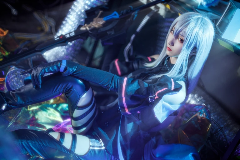 《斯卡蒂COS》｜木棉棉 · 16张写真