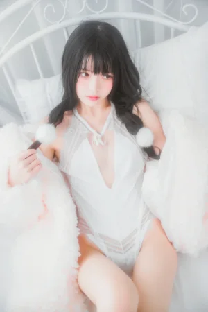 《冬眠 纯白私房》｜桜桃喵 · 46张写真