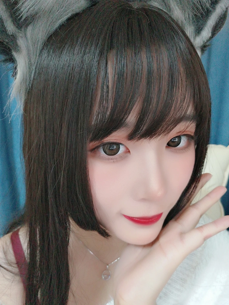 《NO.05 – 犬系小姐姐》｜轩萧学姐 · 15张写真、3 个视频