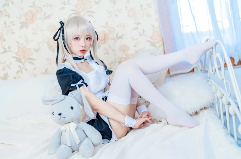 《春野苍穹》｜果咩酱 · 18张写真