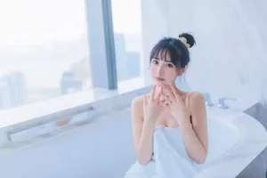 《加载可爱》｜念雪 · 28张写真