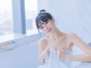 《加载可爱》｜念雪 · 28张写真