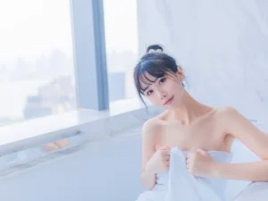 《加载可爱》｜念雪 · 28张写真