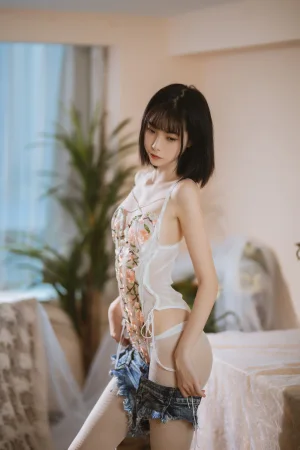 《纯欲牛仔短裤》｜许岚 · 40张写真