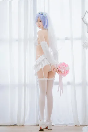《蕾姆婚纱》｜木棉棉 · 30张写真
