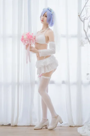 《蕾姆婚纱》｜木棉棉 · 30张写真