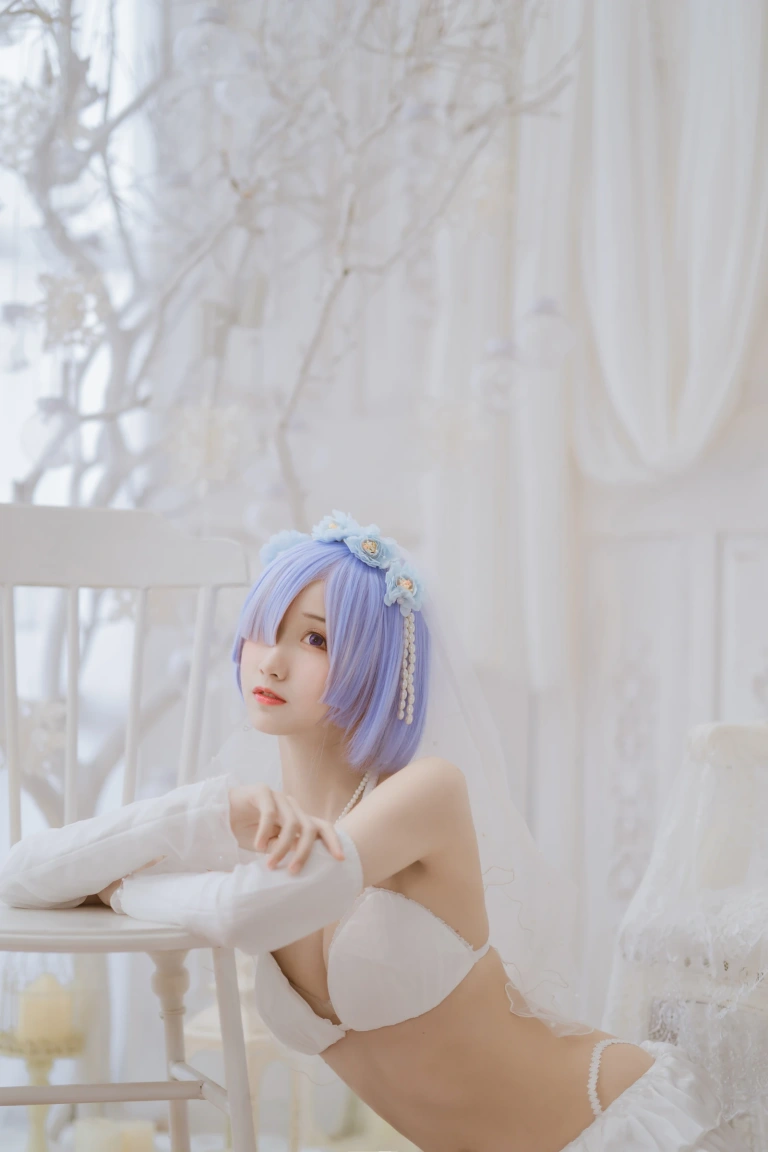 《蕾姆婚纱》｜木棉棉 · 30张写真