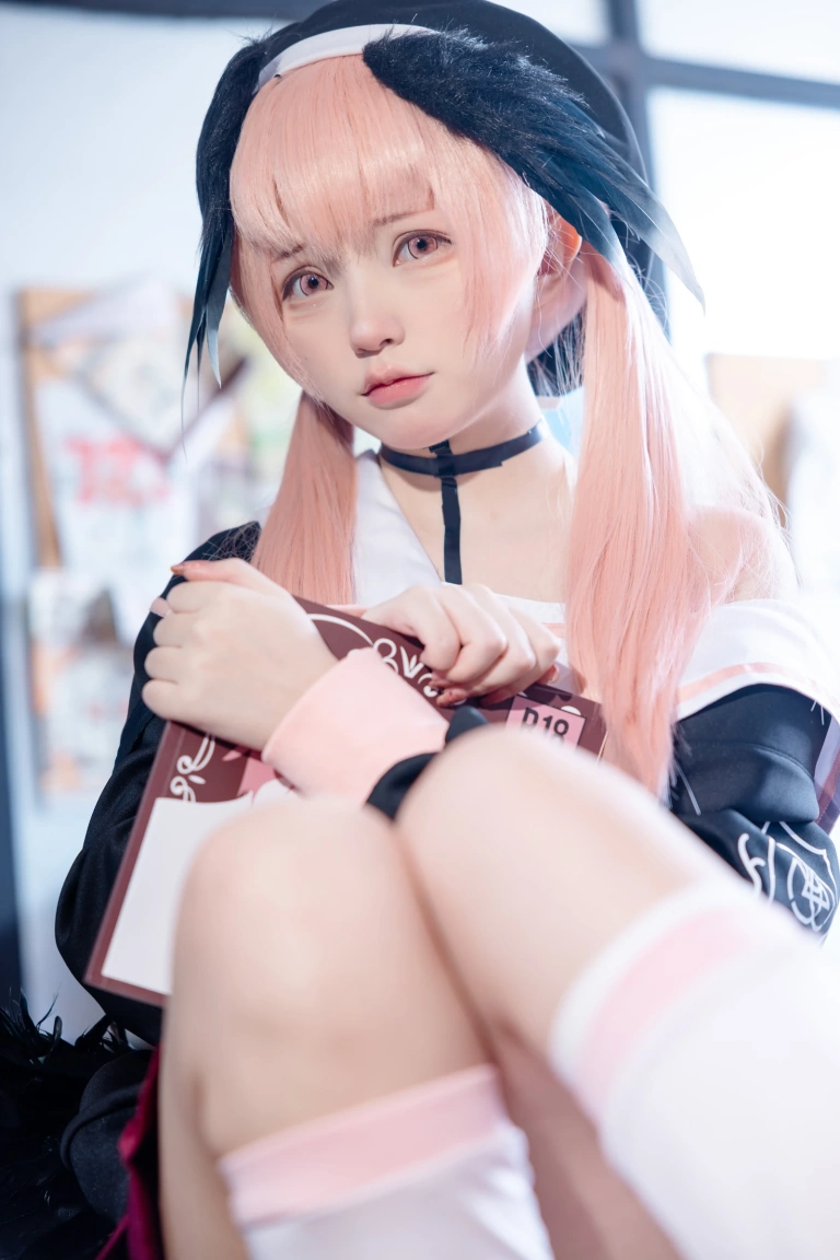 《小春研习日》｜花铃 · 45张写真