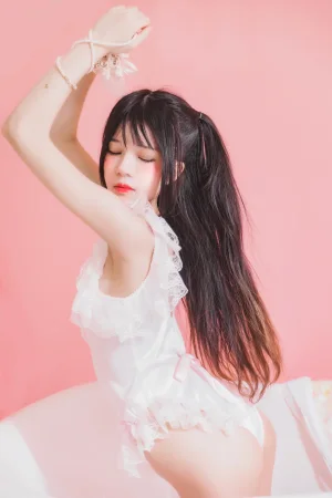 《冬眠 粉色浴缸》｜桜桃喵 · 57张写真