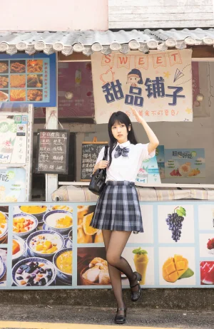 《泳衣jk学妹》｜不呆猫 · 59张写真、1 个视频