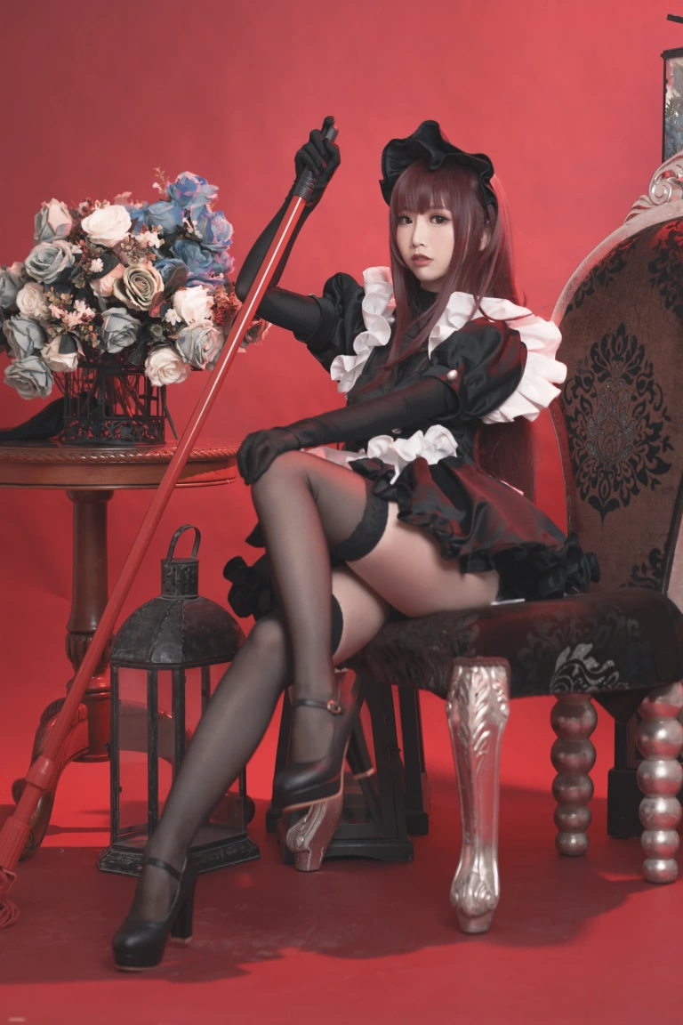 《斯卡哈女仆》｜面饼仙儿 · 20张写真