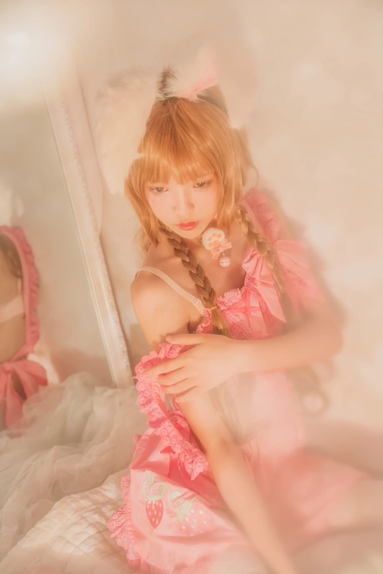 《冬眠 兔》｜桜桃喵 · 49张写真