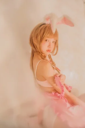 《冬眠 兔》｜桜桃喵 · 49张写真